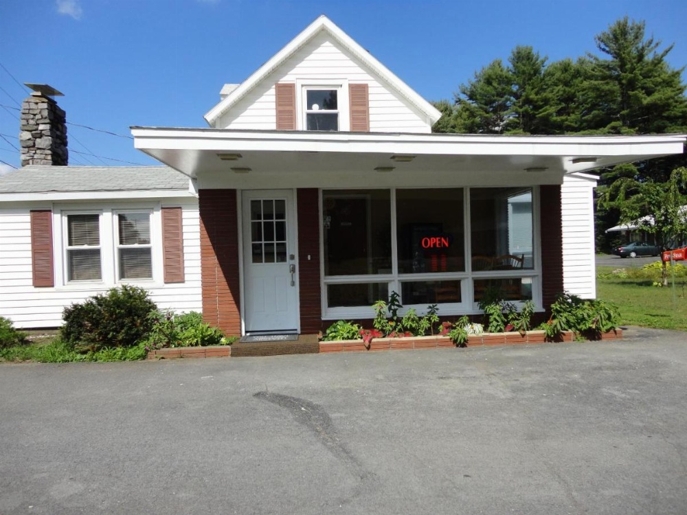 Sara Glen Motel - Saratoga Springs-Glens Falls Image 20
