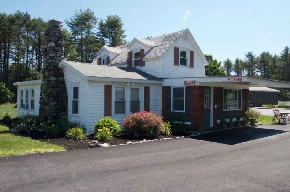 Sara Glen Motel - Saratoga Springs-Glens Falls Image 41