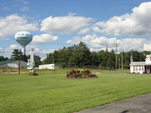 Sara Glen Motel - Saratoga Springs-Glens Falls image 8